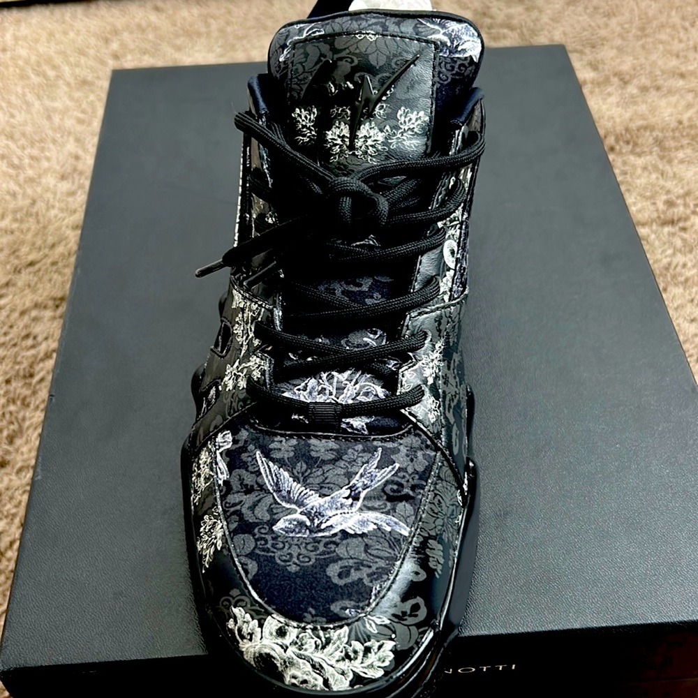 Another fresh pair of Giuseppe zanotti